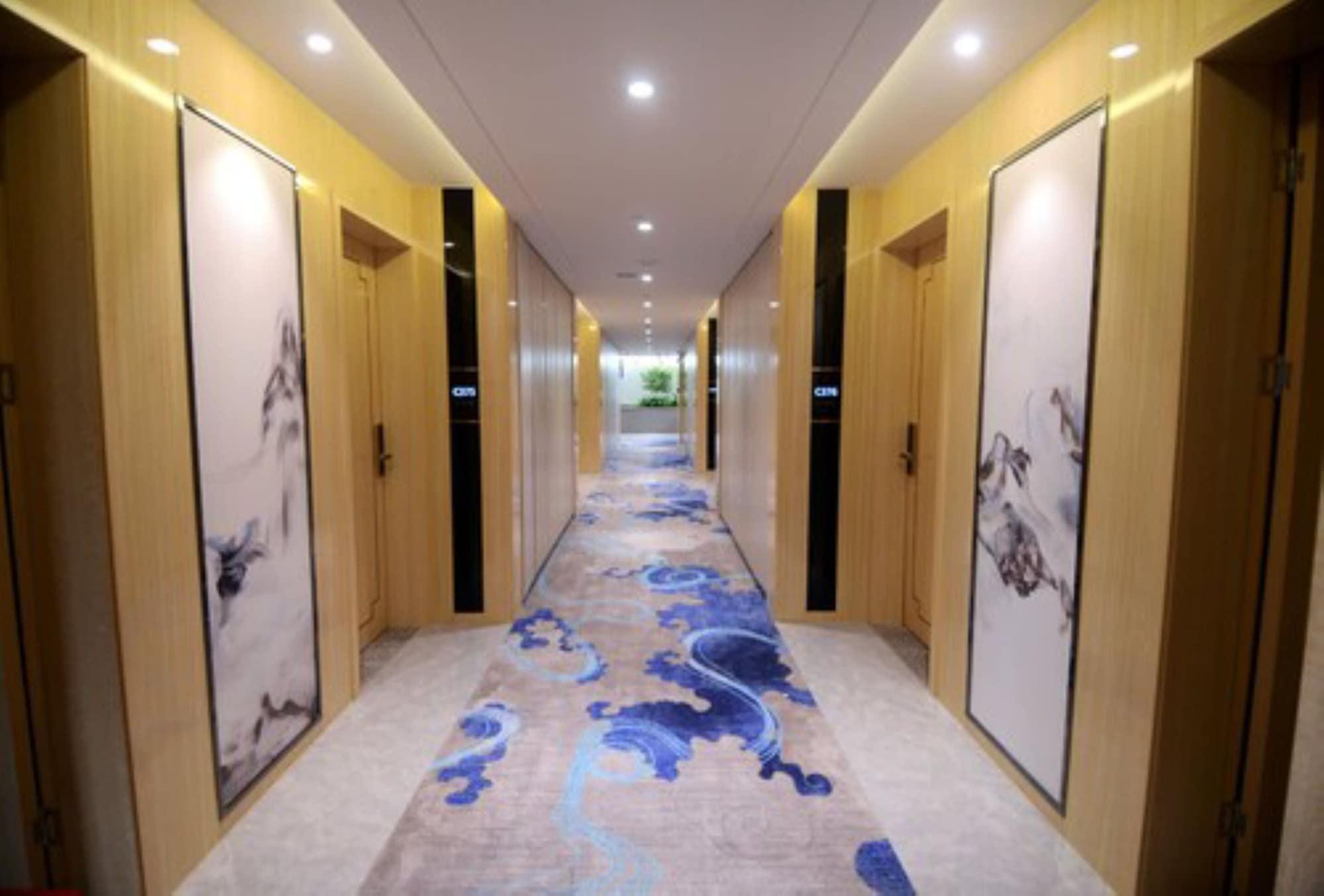 Ramada Shenzhen Baoan Otel Dış mekan fotoğraf