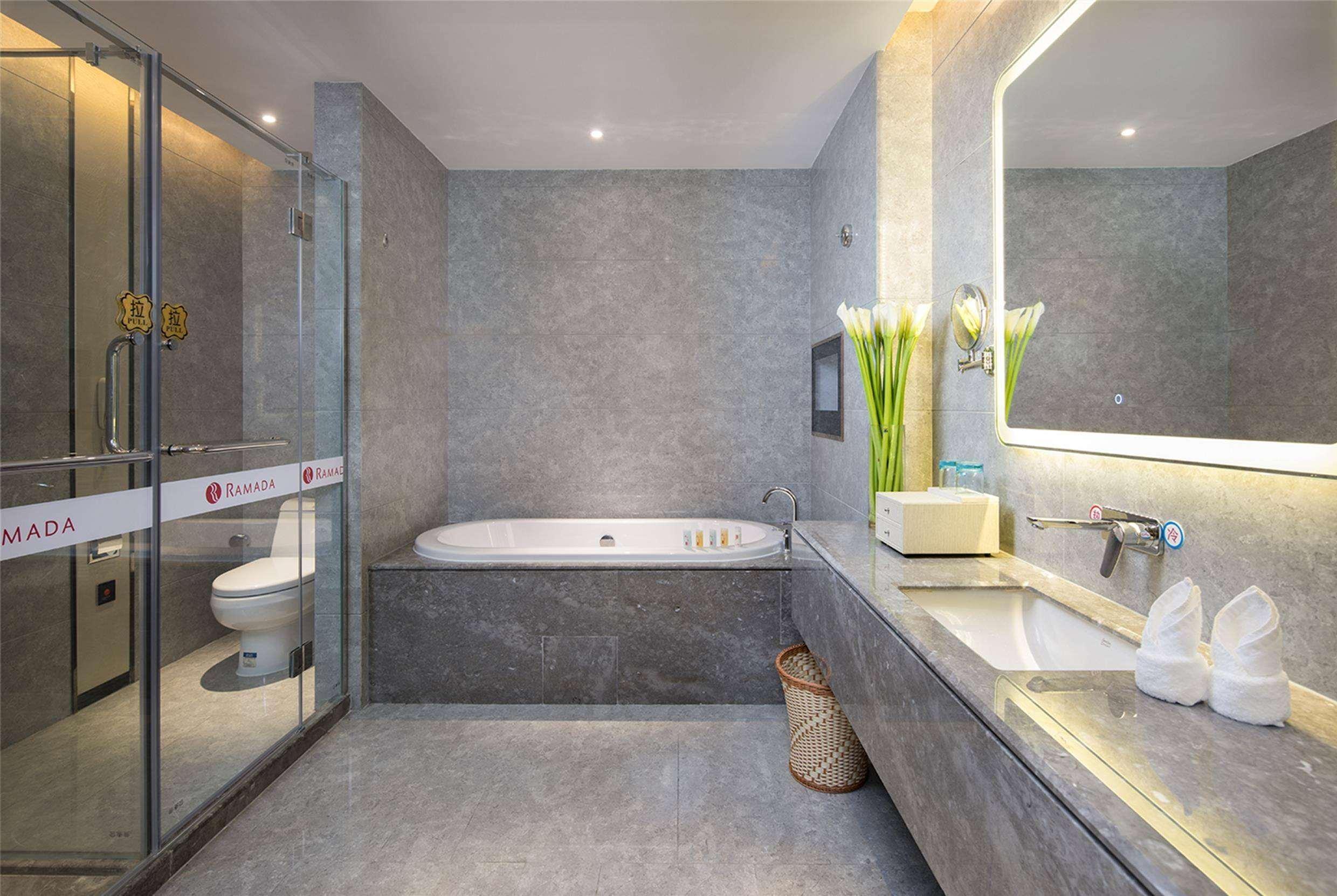 Ramada Shenzhen Baoan Otel Dış mekan fotoğraf