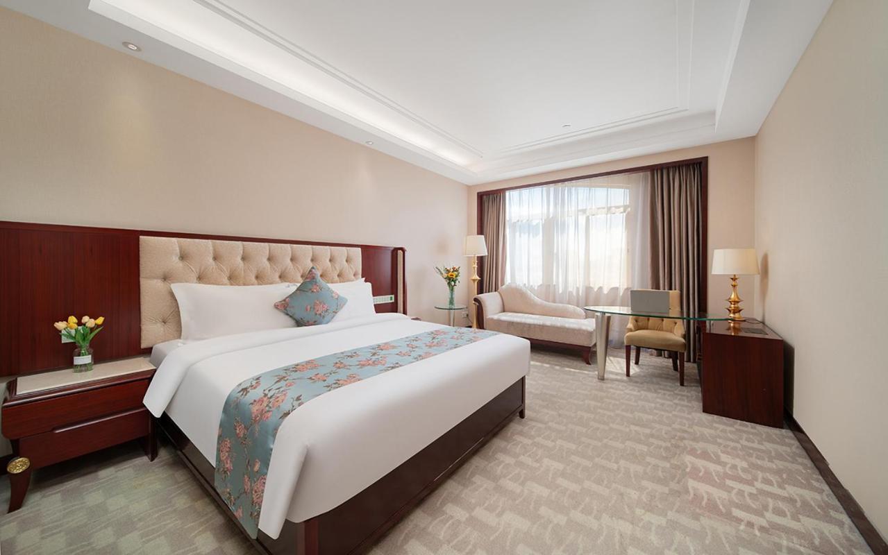 Ramada Shenzhen Baoan Otel Dış mekan fotoğraf